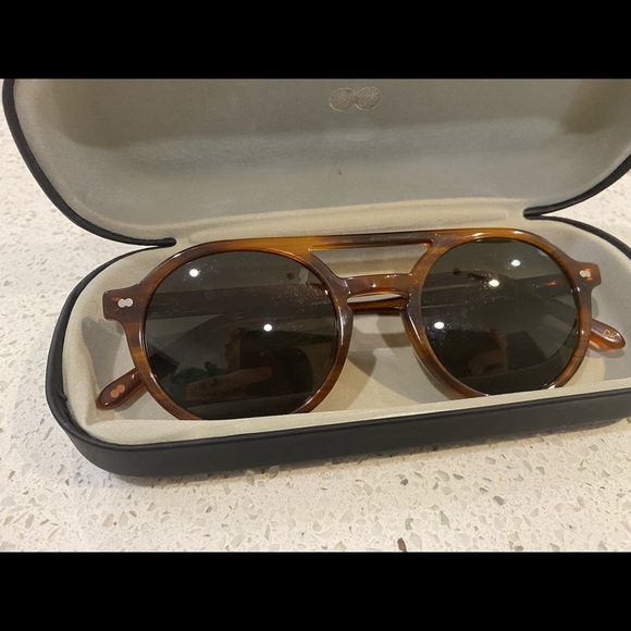 Christopher Cloos Larvotto - Picture 5 of 6